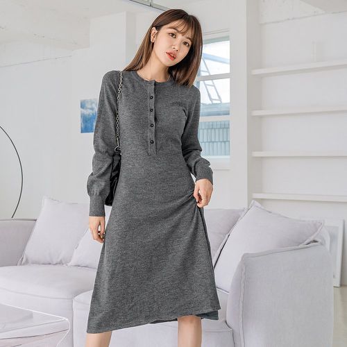 Robe pull à bouton - SHEIN - Modalova