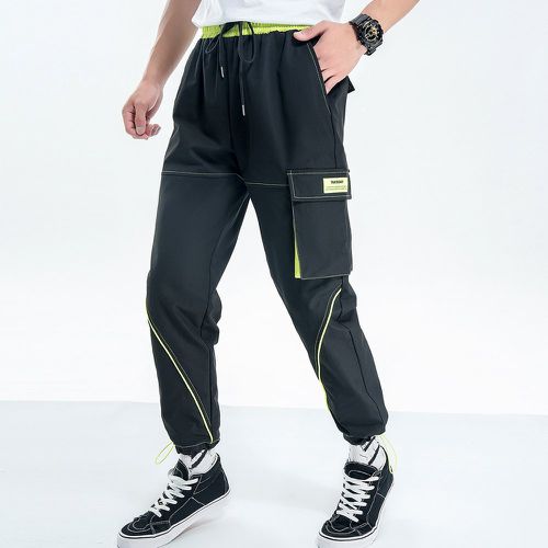 Pantalon de jogging à applique poche à rabat à cordon - SHEIN - Modalova