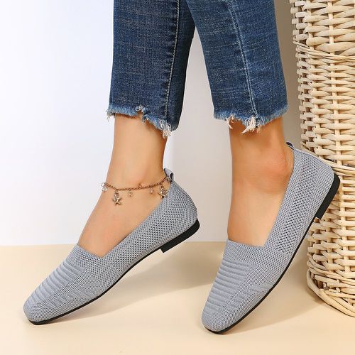 Chaussures plates glissantes minimaliste à bout carré - SHEIN - Modalova