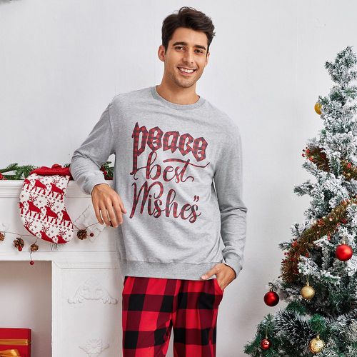 Ensemble de pyjama pantalon à imprimé à carreaux et top à imprimé Noël - SHEIN - Modalova