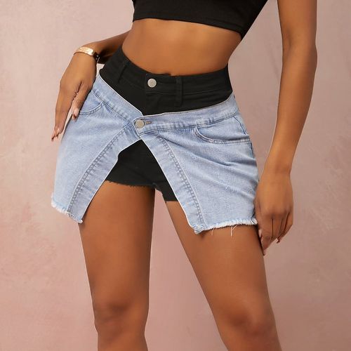 Jupe-short en jean bicolore à ourlet effiloché 2 en 1 - SHEIN - Modalova