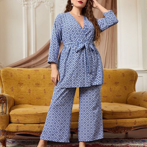 Ensemble de pyjama à imprimé géométrique ceinturé - SHEIN - Modalova