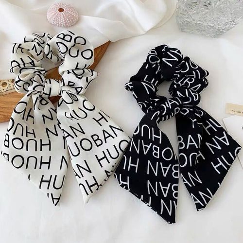 Pièces Élastique avec foulard pour cheveux à lettres - SHEIN - Modalova