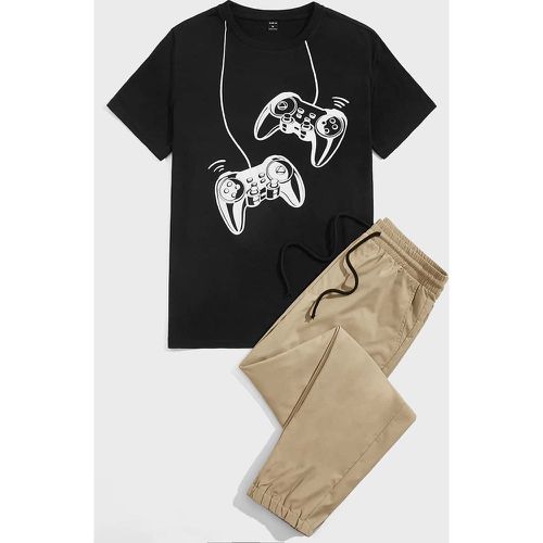 Ensemble T-shirt à imprimé console de jeu et Pantalon - SHEIN - Modalova
