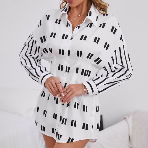 Robe chemise à imprimé géométrique à rayures - SHEIN - Modalova