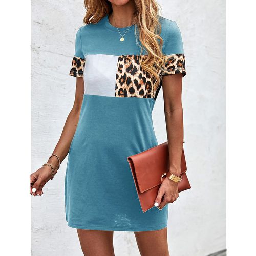 Robe t-shirt à blocs de couleurs avec motif léopard - SHEIN - Modalova