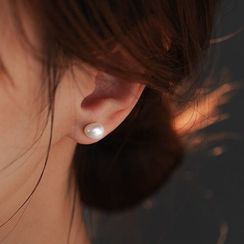 Clous d'oreilles avec perles naturelles - SHEIN - Modalova