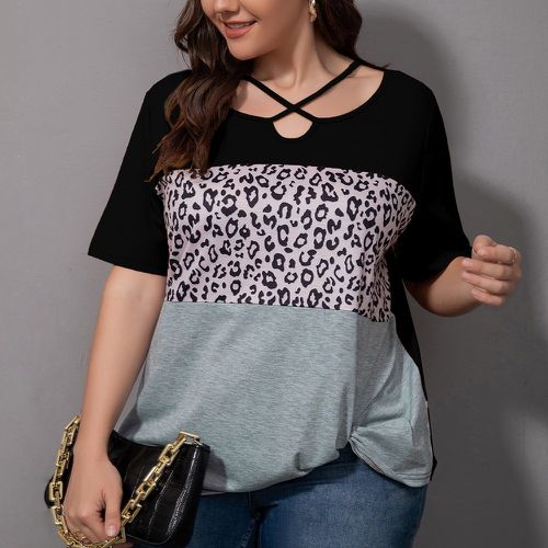 T-shirt léopard à blocs de couleurs croisé - SHEIN - Modalova