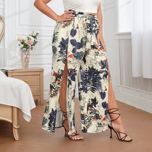 Top à fines brides & Pantalon ample ceinturé fendu avec imprimé tropical - SHEIN - Modalova