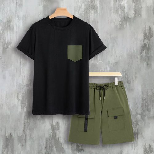 T-shirt à blocs de couleurs avec poche & Short à poche à rabat - SHEIN - Modalova