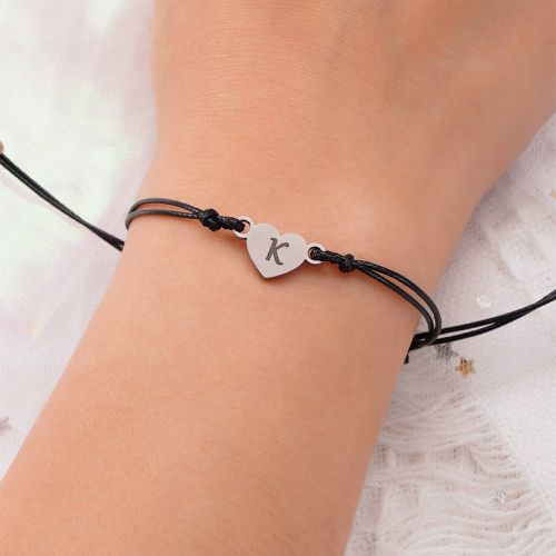 Bracelet à lettres à détail cœur - SHEIN - Modalova