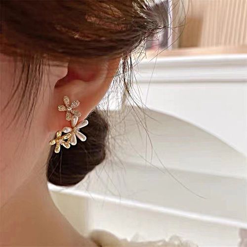 Clous d'oreilles avec strass à design fleur - SHEIN - Modalova