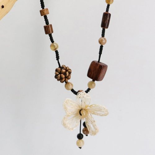 Collier à perles à fleur - SHEIN - Modalova