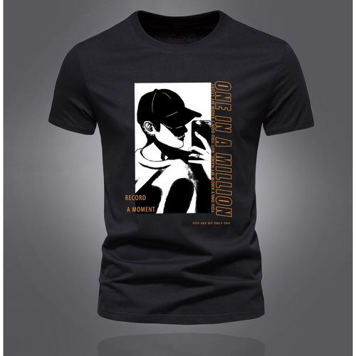 Homme T-shirt figure et slogan - SHEIN - Modalova