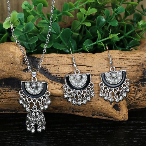 Pièces Set de bijoux clochette à franges Jhumka - SHEIN - Modalova