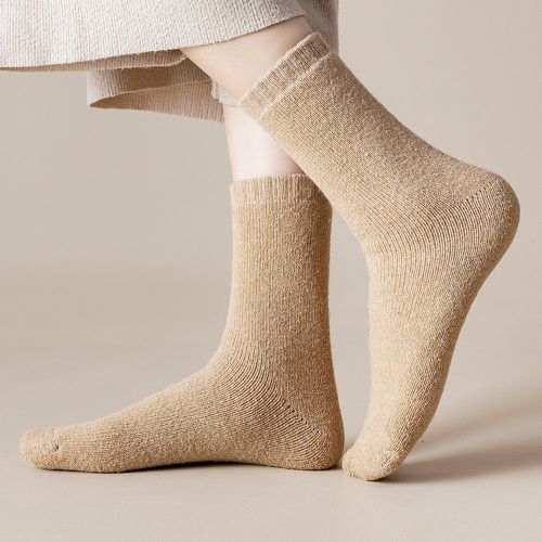 Chaussettes minimaliste - SHEIN - Modalova