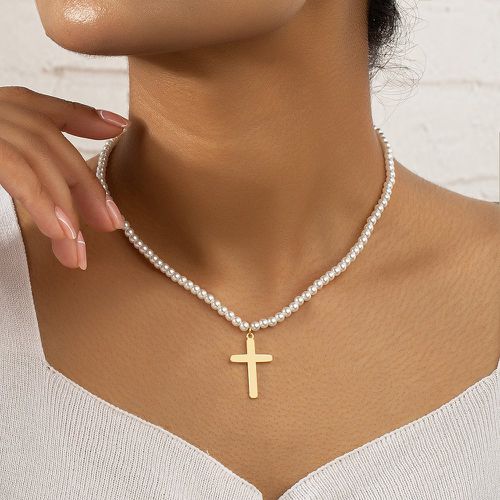 Collier à breloque croix avec fausses perles - SHEIN - Modalova