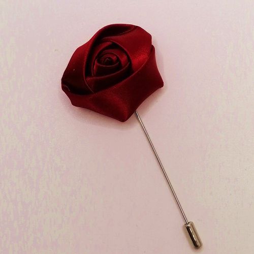 Boutonnière rose - SHEIN - Modalova