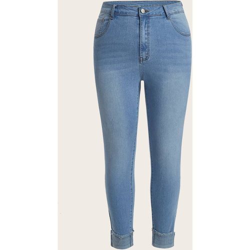 Jeans grandes tailles Boutons Poche Fermeture éclair Unicolore - SHEIN - Modalova