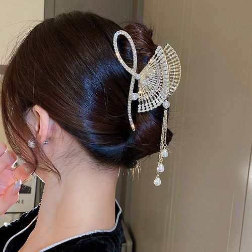 Griffe à cheveux à strass & fausse perle secteur en forme de - SHEIN - Modalova