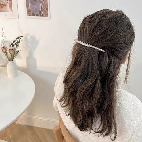 Pince à cheveux minimaliste - SHEIN - Modalova