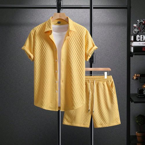 Pièces Ensemble chemise à manches courtes boutonnée et short de couleur unie - SHEIN - Modalova