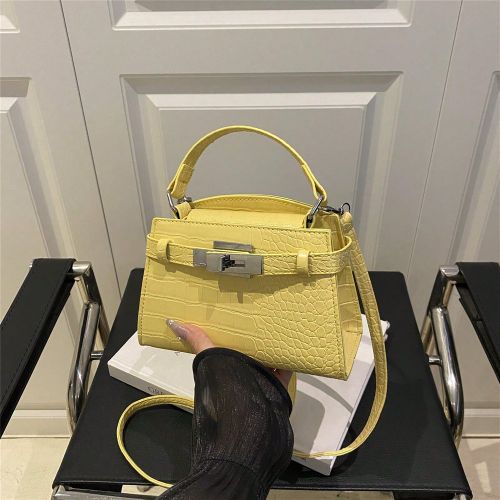 Pièce Nouveau sac à bandoulière élégant à la mode, motif crocodile, couleur unie, mini, sangle réglable et décoration de boucle métallique, s - SHEIN - Modalova