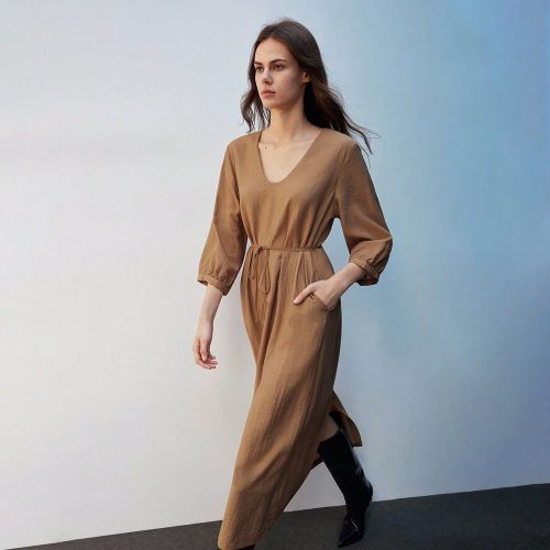 Robe décontractée marron ample à col en Us, confortable, manches mi-longues. Simple et élégante pour le quotidien, le travail. Robe longue avec c - SHEIN - Modalova