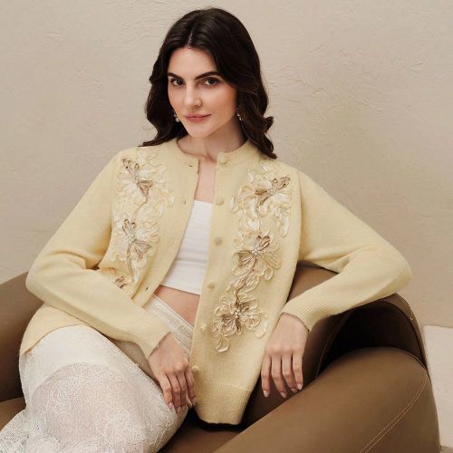 Cardigan crème jaune français fortement brodé avec garniture en dentelle perlée - SHEIN - Modalova