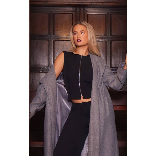 Black Haut Sans Manches Haut De Gamme En Tissu Tissé Avec Détail Zippé | Taille 32 - PrettyLittleThing - Modalova