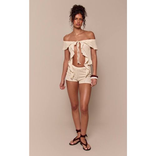 Cream Short Taille Basse Texturé En Ensemble Coordonné | Taille 42 - PrettyLittleThing - Modalova