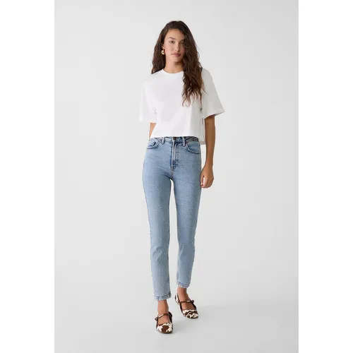 Jean 1465 mom slim 32 - Stradivarius - Modalova