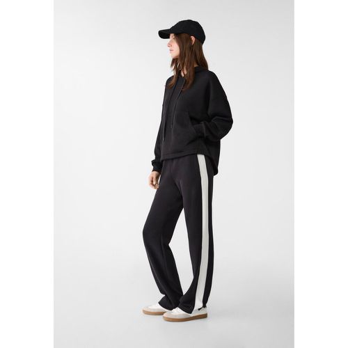 Pantalon straight en tissu doux Écru XS - Stradivarius - Modalova