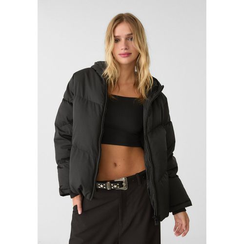 Blouson matelassé oversize à capuche M - Stradivarius - Modalova