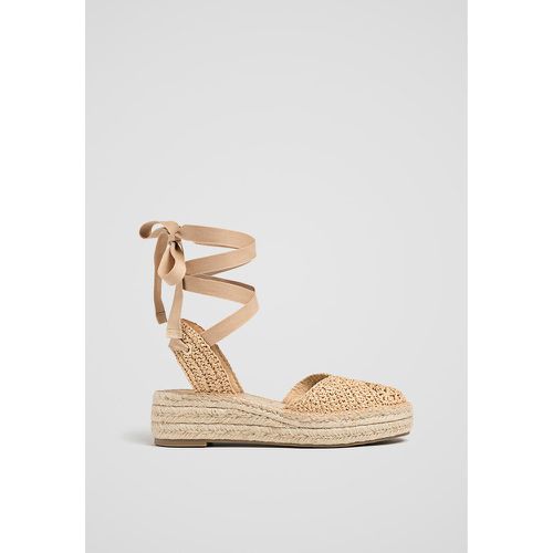 Espadrilles en crochet 35 - Stradivarius - Modalova