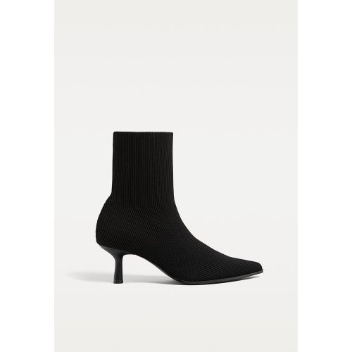 Bottines à talon maille 35 - Stradivarius - Modalova