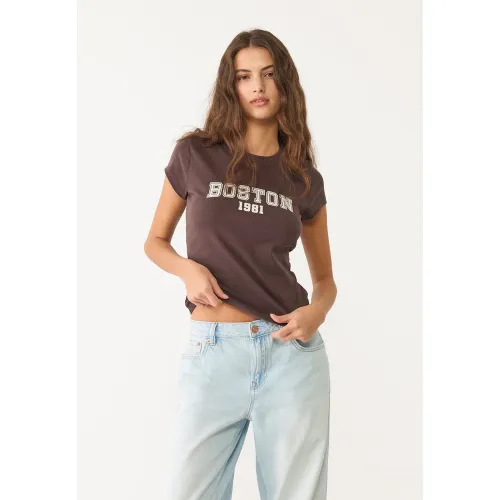 T-shirt fitted imprimé Boston XS - Stradivarius - Modalova