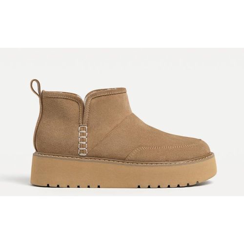 Bottines en fausse fourrure et cuir 35 - Stradivarius - Modalova