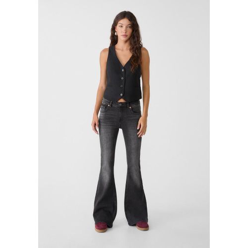 D04 Jean flare taille basse DENIM NOIR DÉLAVÉ 32 - Stradivarius - Modalova
