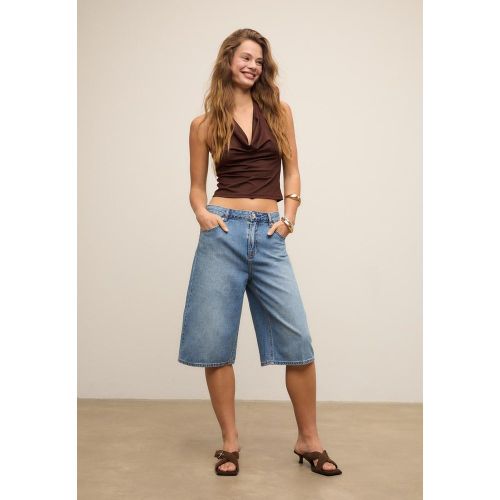 Short bermuda en jean DENIM BLEU MOYEN DÉLAVÉ 32 - Stradivarius - Modalova
