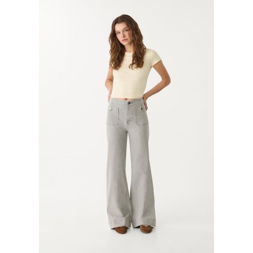 D77 Jean minimaliste avec poches 32 - Stradivarius - Modalova