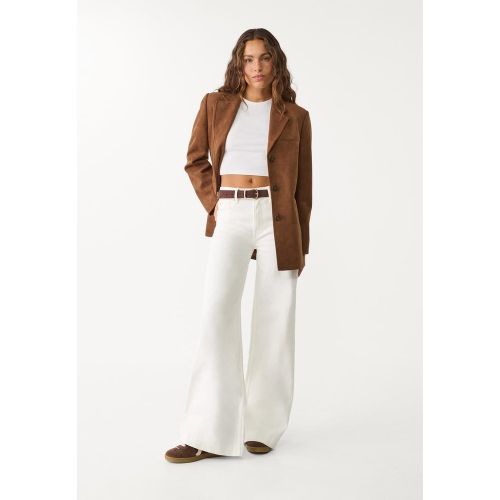 Jean D71 flare large et décontracté Écru 32 - Stradivarius - Modalova