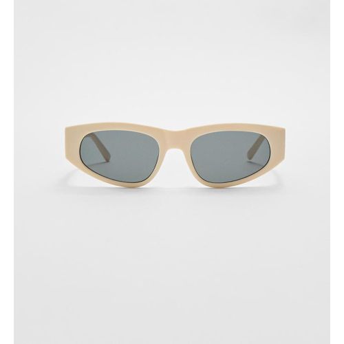 Lunettes de soleil à monture épaisse Écru OS - Stradivarius - Modalova