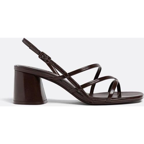 Sandales à talon large avec brides 35 - Stradivarius - Modalova