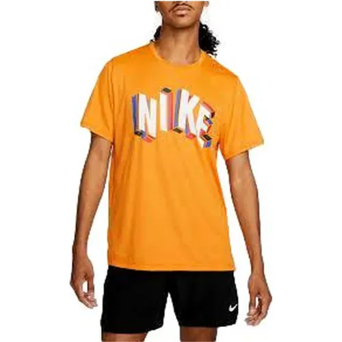 Nike - Tops > T-Shirts - Orange - Nike - Modalova