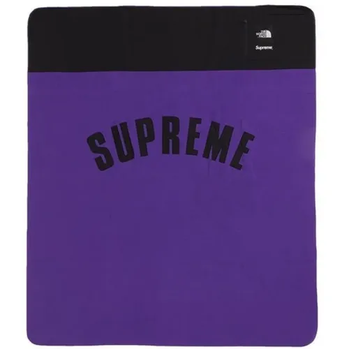 Home > Textiles > Blankets - - Supreme - Modalova