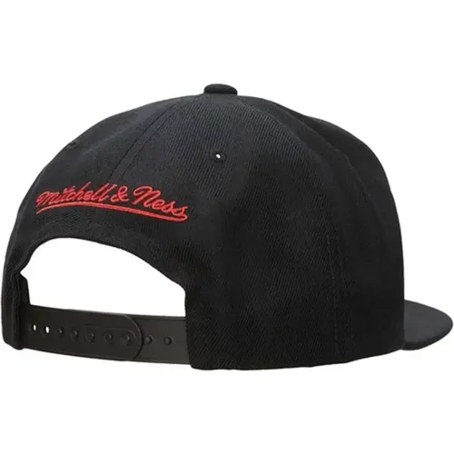 Accessories > Hats > Caps - - Mitchell & Ness - Modalova