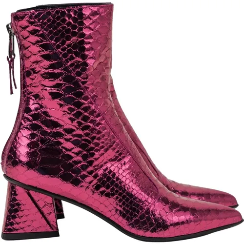 Shoes > Boots > Heeled Boots - - Strategia - Modalova