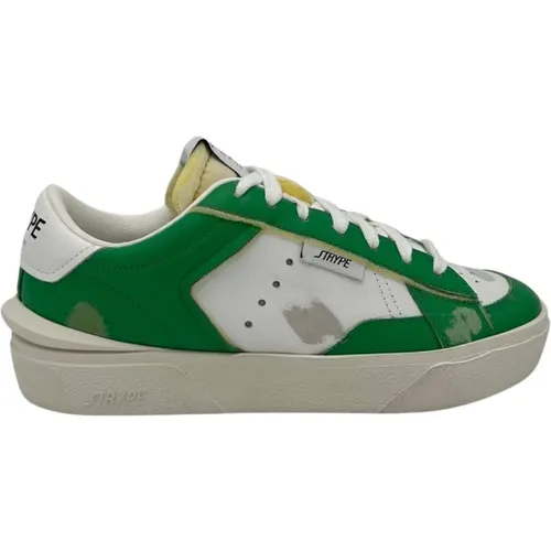 Strype - Shoes > Sneakers - Green - Strype - Modalova