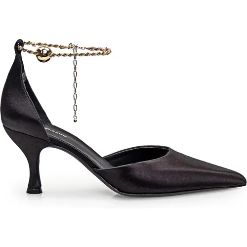 Shoes > Heels > Pumps - - Salvatore Ferragamo - Modalova